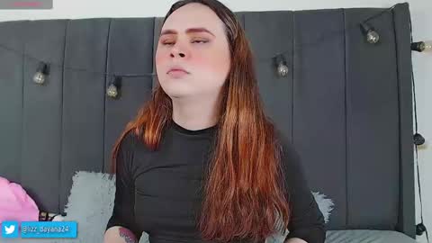 LINDADAYANA  online show from March 2025 10:50:02 PM