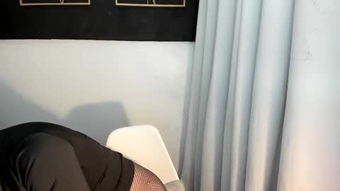 Snapshot of hotstellacumxxx chatting on October 2025 08:21:02 PM STELLA online show from October 2025 08:21:02 PM