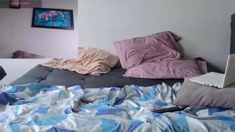 Snapshot of hotstud_999 chatting on October 2025 12:22:02 PM Andres online show from October 2025 12:22:02 PM