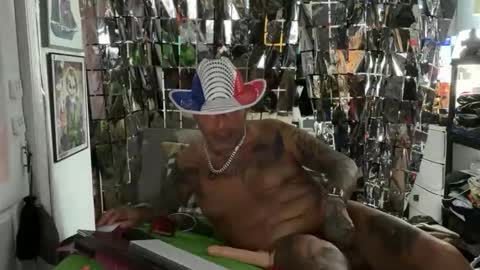 hotstuff775616 online show from May 2026 02:40:01 AM