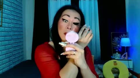 Snapshot of hott_summerr chatting on November 2025 12:05:02 PM Alex Summer online show from November 2025 12:05:02 PM