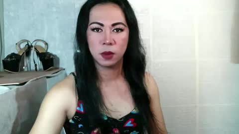 Snapshot of hott_summerr chatting on May 2026 05:46:02 AM Alex Summer online show from May 2026 05:46:02 AM