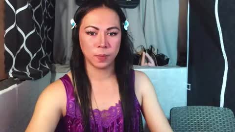 Snapshot of hott_summerr chatting on June 2026 08:13:02 AM Alex Summer online show from June 2026 08:13:02 AM