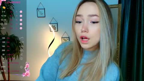 hello Im Eva online show from December 2024 08:12:01 AM