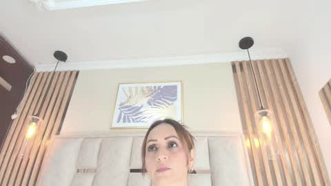 Snapshot of hottest_mature__ chatting on September 2025 02:03:02 AM Natalie online show from September 2025 02:03:02 AM