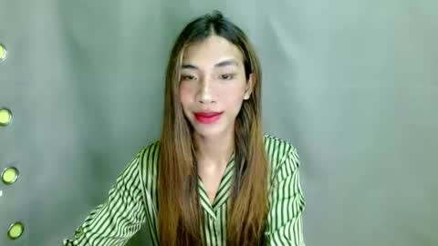 Snapshot of hottest_skinnygirl26 chatting on January 2026 09:14:02 AM kitty online show from January 2026 09:14:02 AM