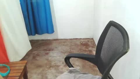 hottie_alexa071594 online show from July 2026 11:44:01 PM