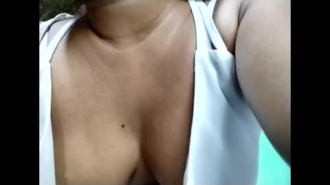 Snapshot of hottie_mama2022 chatting on March 2026 01:18:02 AM Lyn online show from March 2026 01:18:02 AM