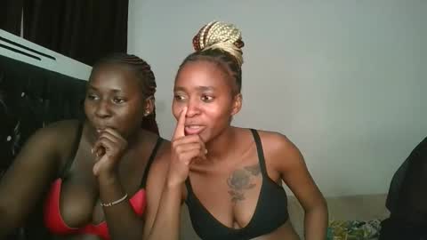 Snapshot of hottie_mistie chatting on April 2026 01:42:02 AM hottie_mistie online show from April 2026 01:42:02 AM