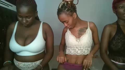 Snapshot of hottie_mistie chatting on April 2026 08:23:02 AM hottie_mistie online show from April 2026 08:23:02 AM