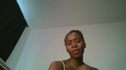 Snapshot of hottie_mistie chatting on May 2026 10:43:02 AM hottie_mistie online show from May 2026 10:43:02 AM