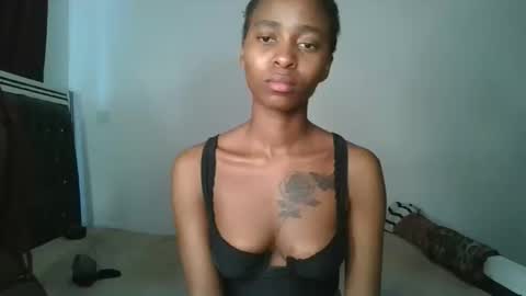 hottie_mistie online show from June 2026 06:52:02 AM