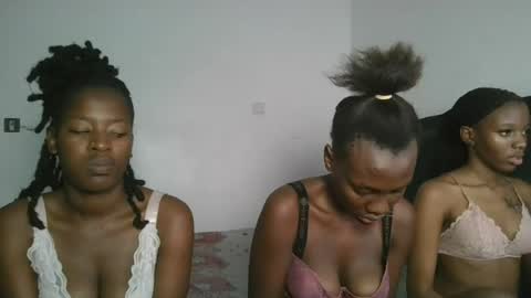 hottie_mistie online show from June 2026 06:45:01 PM