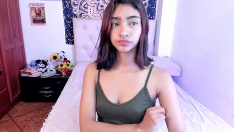 Snapshot of hottie_veronica chatting on November 2025 12:54:01 AM Veronica independent model online show from November 2025 12:54:01 AM