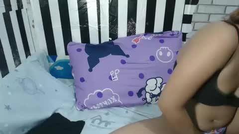 Snapshot of hotties_yhanna_99 chatting on February 2026 06:11:01 PM yhanna online show from February 2026 06:11:01 PM