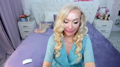 HottieSweetBritneyy online show from July 2026 07:23:02 PM