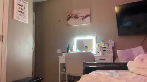 Snapshot of hottiewithabody101 chatting on November 2025 07:10:02 AM hottiewithabody101 online show from November 2025 07:10:02 AM