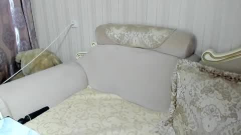 Snapshot of hotty_bell8 chatting on June 2026 05:23:01 PM hotty_bell8 online show from June 2026 05:23:01 PM