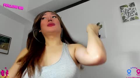 crishinahotty online show from December 2024 09:02:02 AM