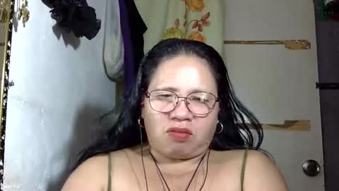 hottycrissy4u online show from June 2026 01:24:02 PM