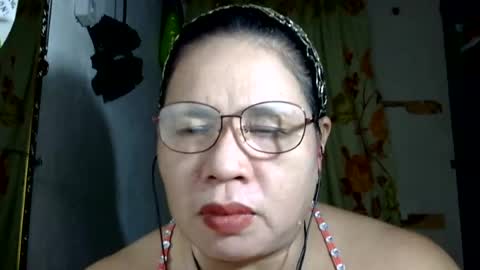hottycrissy4u online show from June 2026 11:58:02 AM