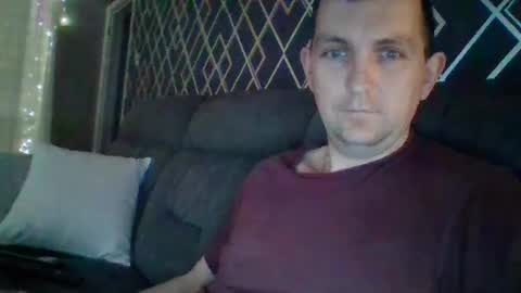 hotuk86 online show from January 2025 09:30:02 PM