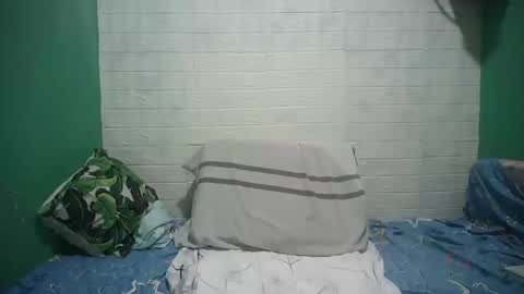 Snapshot of hotwetmommaxxx chatting on December 2024 02:28:01 PM hotwetmommaxxx online show from December 2024 02:28:01 PM