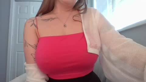 hotwifelili online show from April 2026 06:16:02 PM