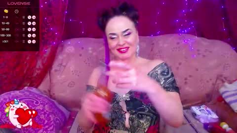 Hotzlata online show from October 2025 10:45:01 AM