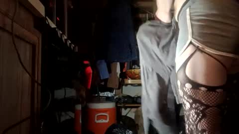 houndmefromhell online show from January 2025 12:18:01 PM