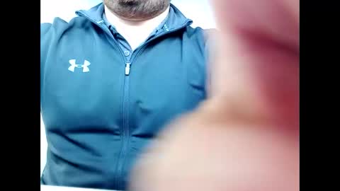 Snapshot of houskji8 chatting on October 2025 07:28:01 AM houskji8 online show from October 2025 07:28:01 AM