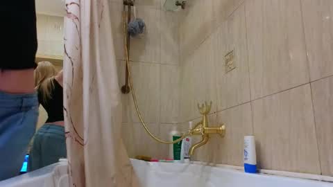 ash. see u on sunday online show from April 2026 08:44:01 PM