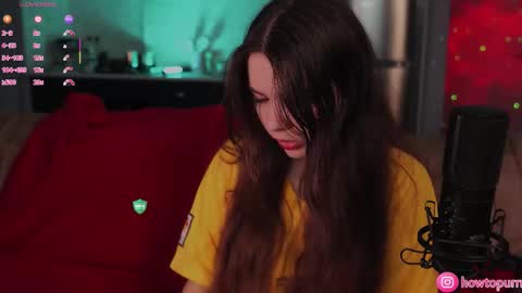 Mia online show from February 2026 05:09:02 PM