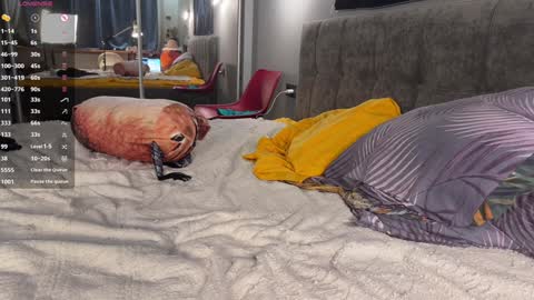 Elizabeth online show from January 2025 05:14:01 PM