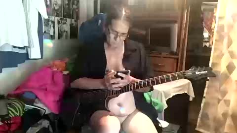 Snapshot of hubertcomberdale chatting on October 2025 06:52:02 PM Hubert Cumberdale online show from October 2025 06:52:02 PM