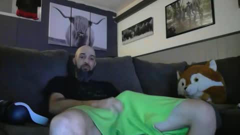 huckthefinn online show from March 2026 07:41:02 AM