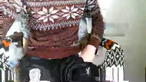 Snapshot of hug_me chatting on January 2026 11:59:02 AM Keanu online show from January 2026 11:59:02 AM