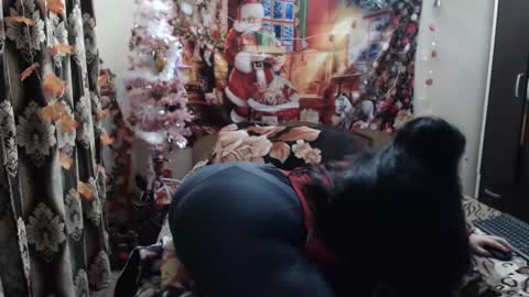 hugeassdevil online show from January 2025 02:38:02 PM