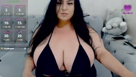 Erica online show from May 2026 09:44:02 PM
