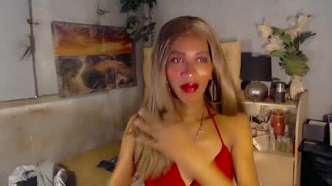 hugecock_caramel online show from June 2026 03:47:02 AM