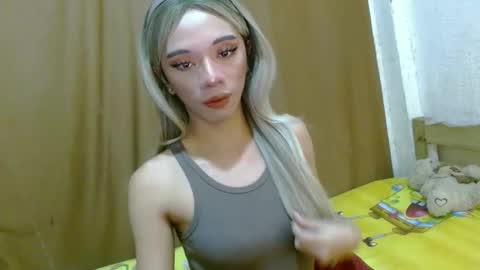 Snapshot of hugecock_caraxx chatting on October 2025 11:05:01 PM Cara online show from October 2025 11:05:01 PM