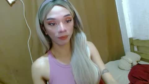 Snapshot of hugecock_caraxx chatting on October 2025 06:52:02 AM Cara online show from October 2025 06:52:02 AM