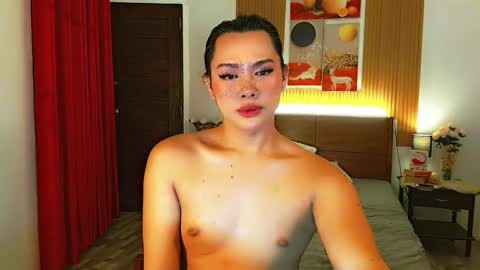 nathalie online show from October 2025 07:36:02 PM