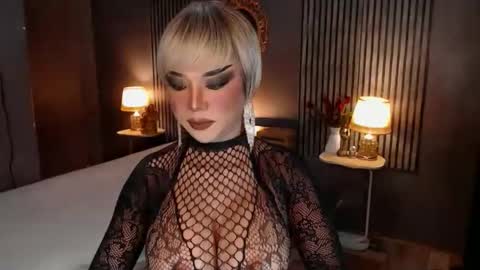 Christine online show from December 2025 09:29:02 AM