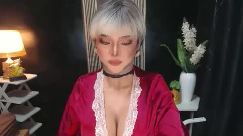 Christine online show from April 2026 05:48:01 PM