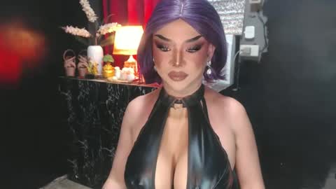 Snapshot of hugecockchristine chatting on June 2026 04:17:02 PM Christine online show from June 2026 04:17:02 PM