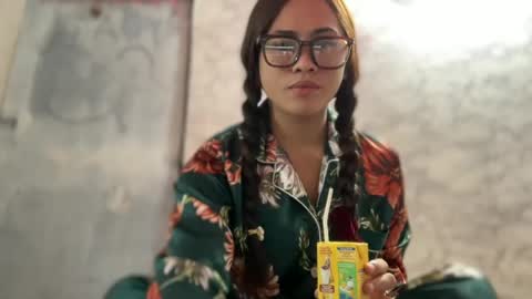 Hugecockhiraya online show from June 2026 07:15:01 PM