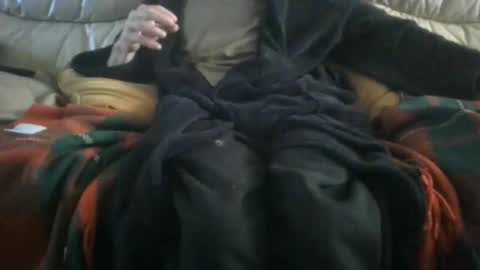 hugenob4u online show from November 2025 03:25:02 PM