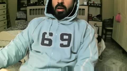 Snapshot of hugeveiny chatting on December 2024 07:29:02 AM hugeveiny online show from December 2024 07:29:02 AM