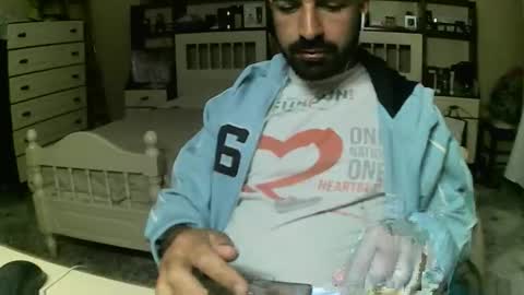 Snapshot of hugeveiny chatting on November 2025 01:44:02 PM hugeveiny online show from November 2025 01:44:02 PM